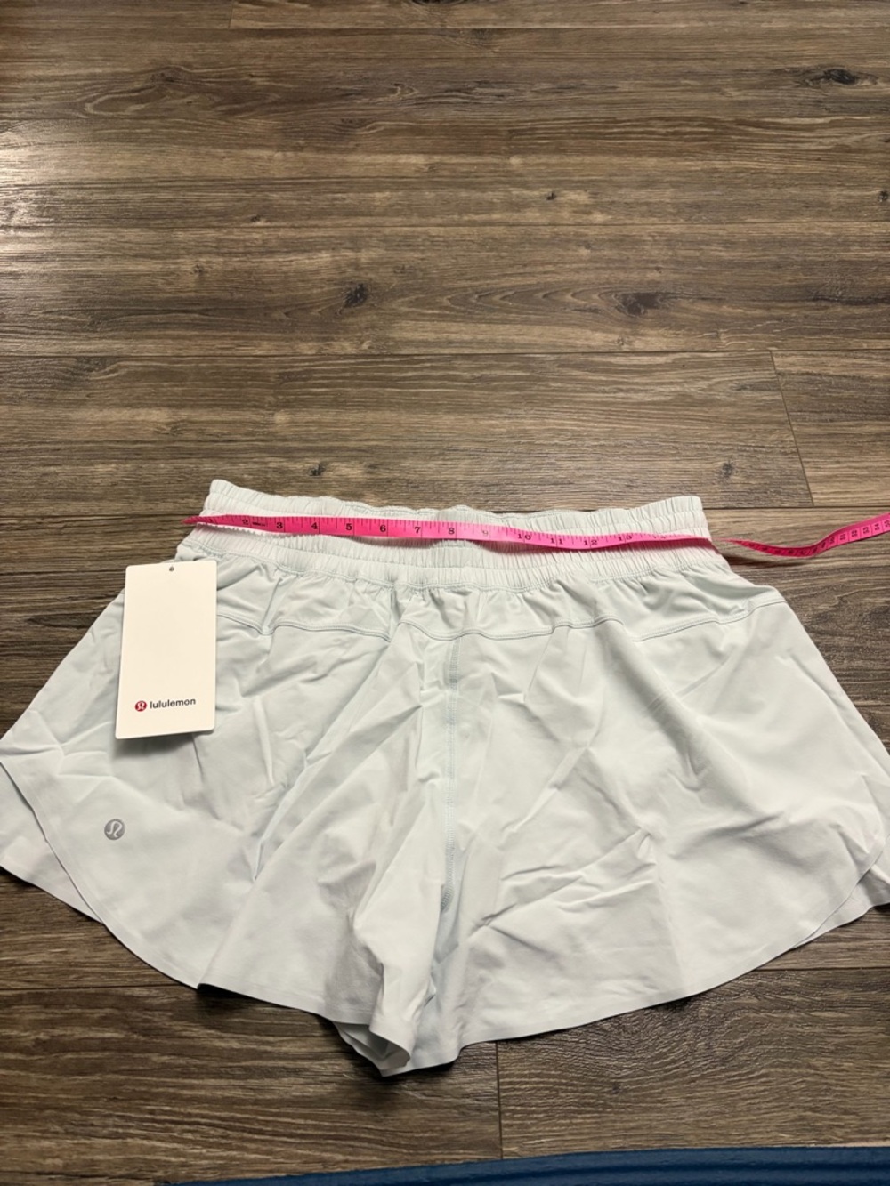NWT Lululemon Shake It Out High-Rise Running Short 2.5" (Ocean Air) Size L - Picture 9 of 9